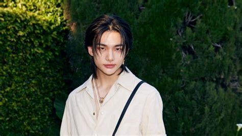 hyunjin versace cannes|hyunjin versace la vacanza.